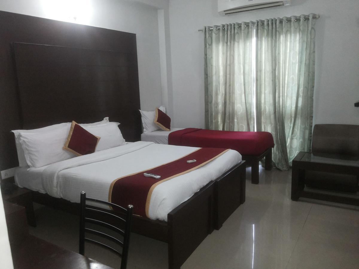 Orion Residency Hotel Csennai Kültér fotó